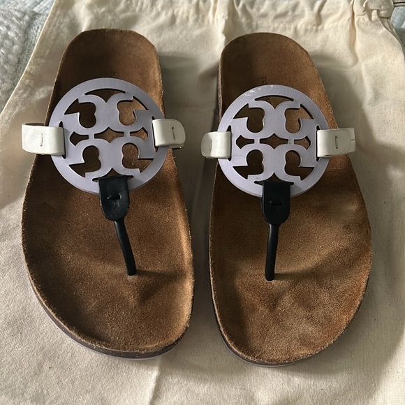 🤍💜 Tory Burch Miller Cloud Sandals 🖤🤍 - Picture 5 of 13